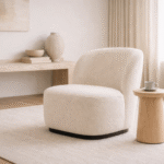 LUMIÈRE ( sillón tapizado envolvente y diseño escultórico )