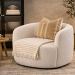 OPERA (fauteuil lounge aux formes courbes et au confort haut de gamme)