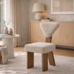 Senda ( silla de comedor Senda - respaldo triangular escultórico - diseño arquitectónico en madera natural)